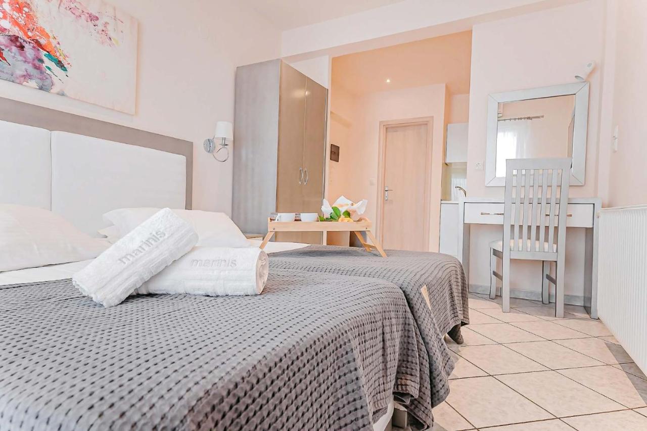 Marinis Boutique Rooms Nea Iraklitsa المظهر الخارجي الصورة