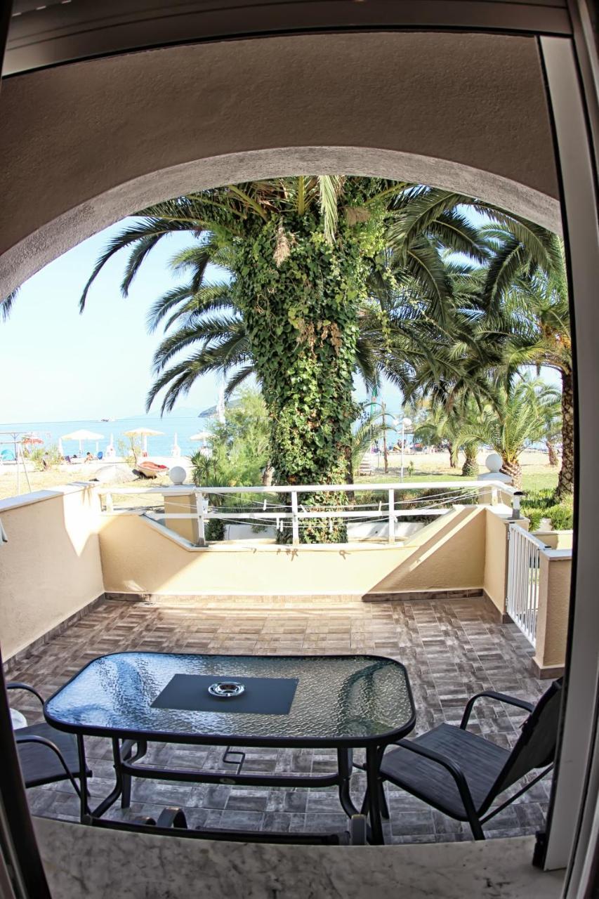 Marinis Boutique Rooms Nea Iraklitsa المظهر الخارجي الصورة