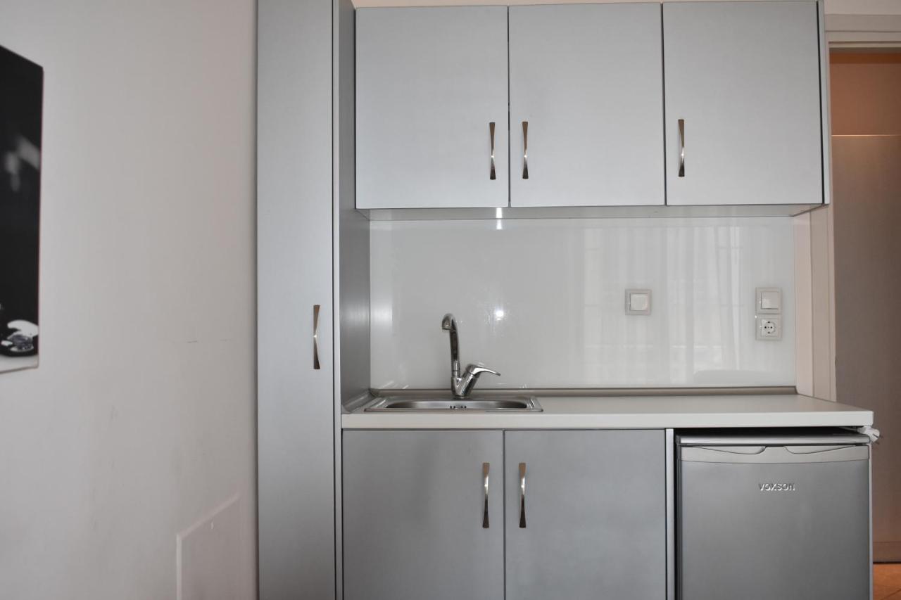 Marinis Boutique Rooms Nea Iraklitsa المظهر الخارجي الصورة